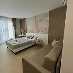 Apartment Memo - Mediterranean Emotions *